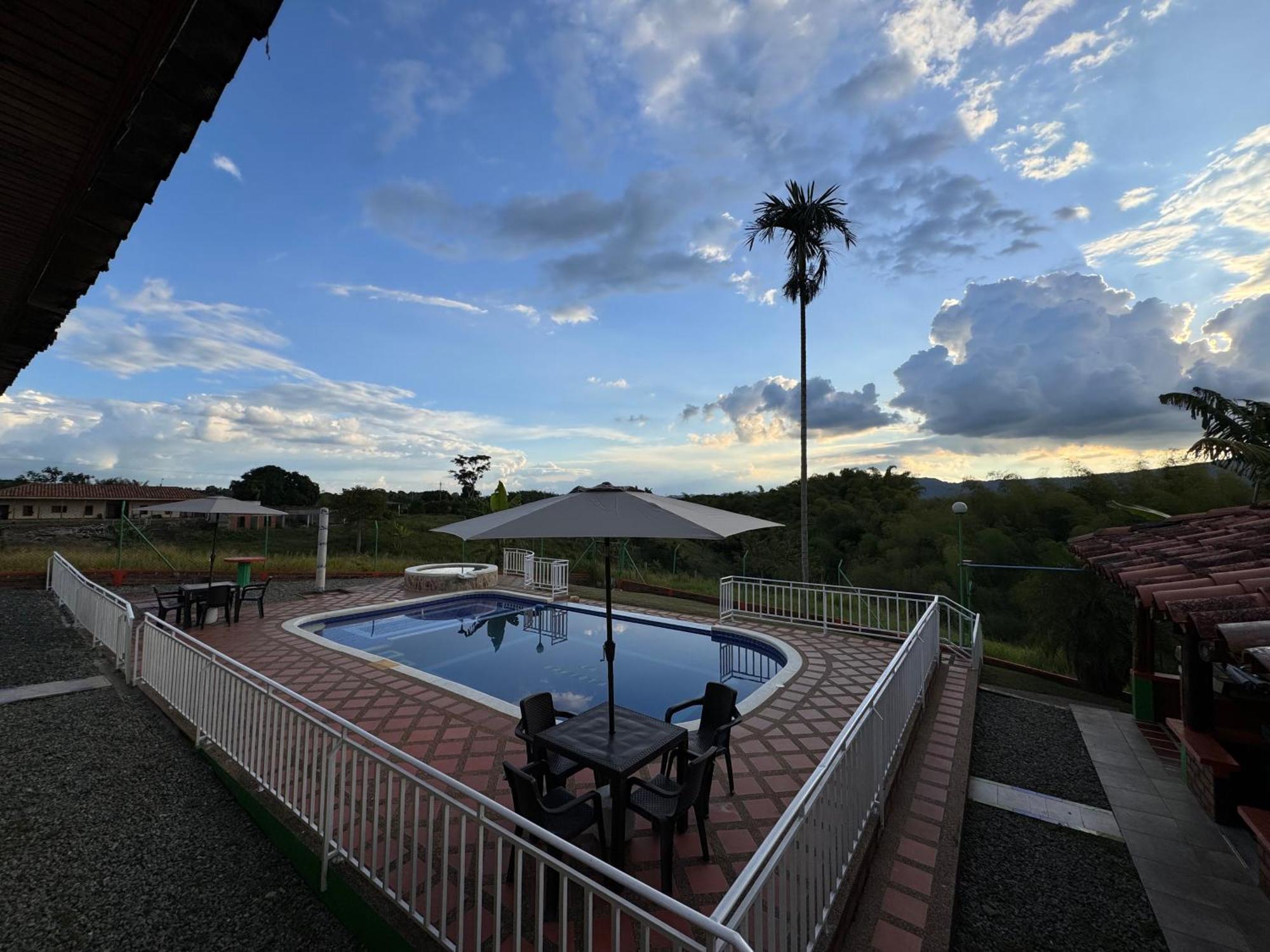 Finca La Gaviota Montenegro Exterior foto